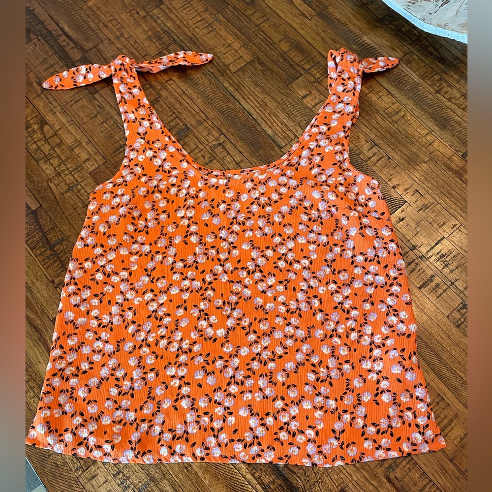So tank top